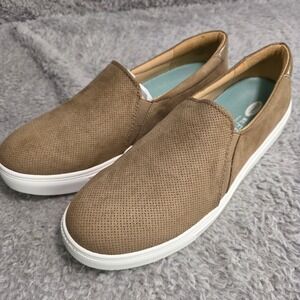 Dr. Scholls Nova Slip On Sneaker Taupe Perforated Comfort Womens 11 WIDE NEW